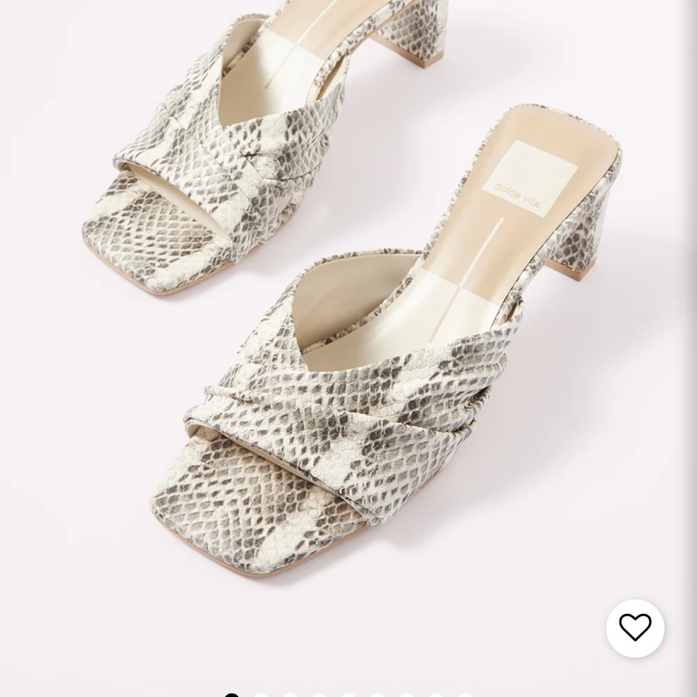 Dolce Vita Cream and Black Heels with Woven Straps - size 9